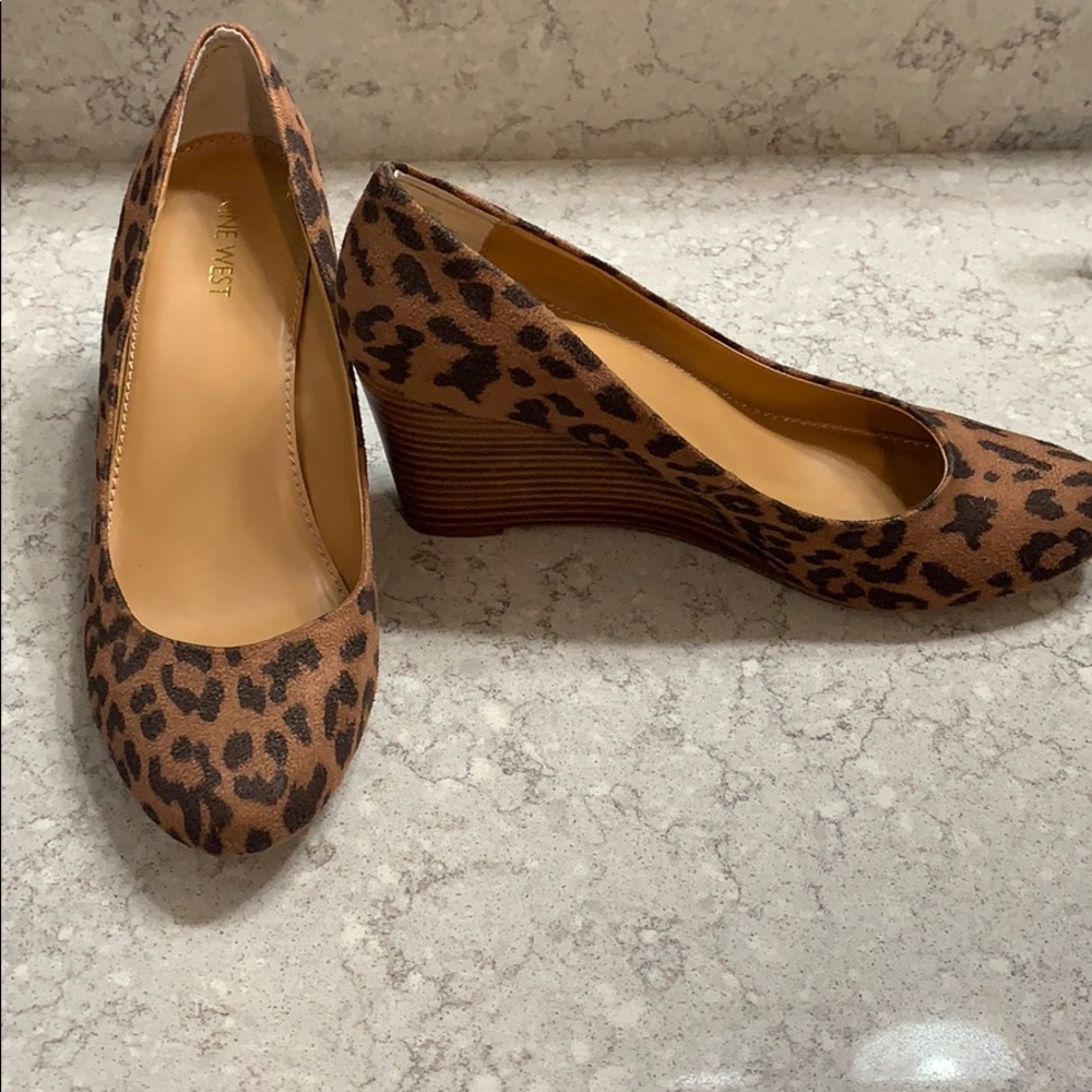 Nine West Cheetah print closed toe wedges